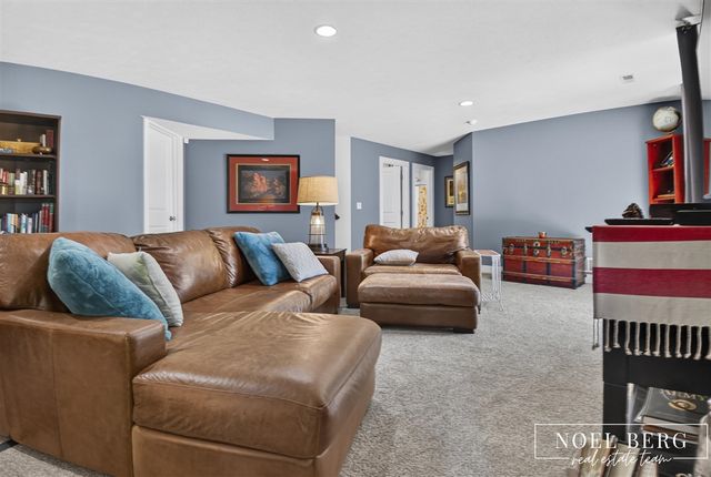 4866 Chatsworth Creek Drive, Hudsonville, MI 49426