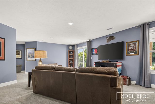 4866 Chatsworth Creek Drive, Hudsonville, MI 49426