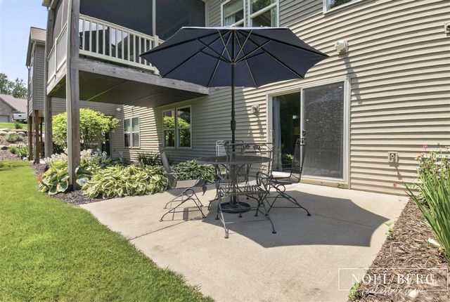 4866 Chatsworth Creek Drive, Hudsonville, MI 49426