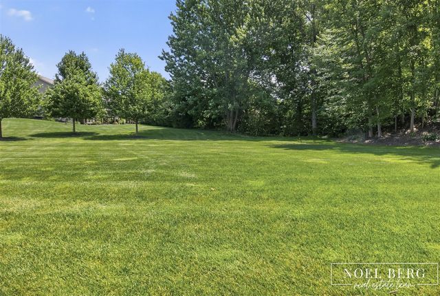 4866 Chatsworth Creek Drive, Hudsonville, MI 49426