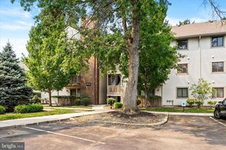 1510 RAVENS CREST DR, Plainsboro, NJ 08536