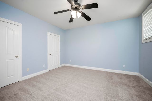 1369 Saddle Club Way, Lexington, KY 40504