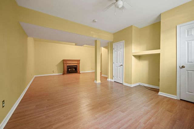 1369 Saddle Club Way, Lexington, KY 40504