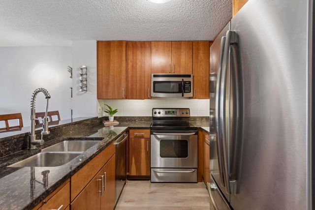 401 S 1st Street 521, Minneapolis, MN 55401