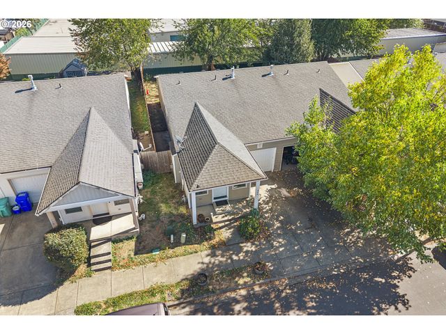 946 Sw JUNCTION Pl, Gresham, OR 97080