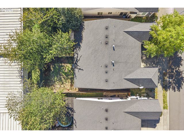 946 Sw JUNCTION Pl, Gresham, OR 97080