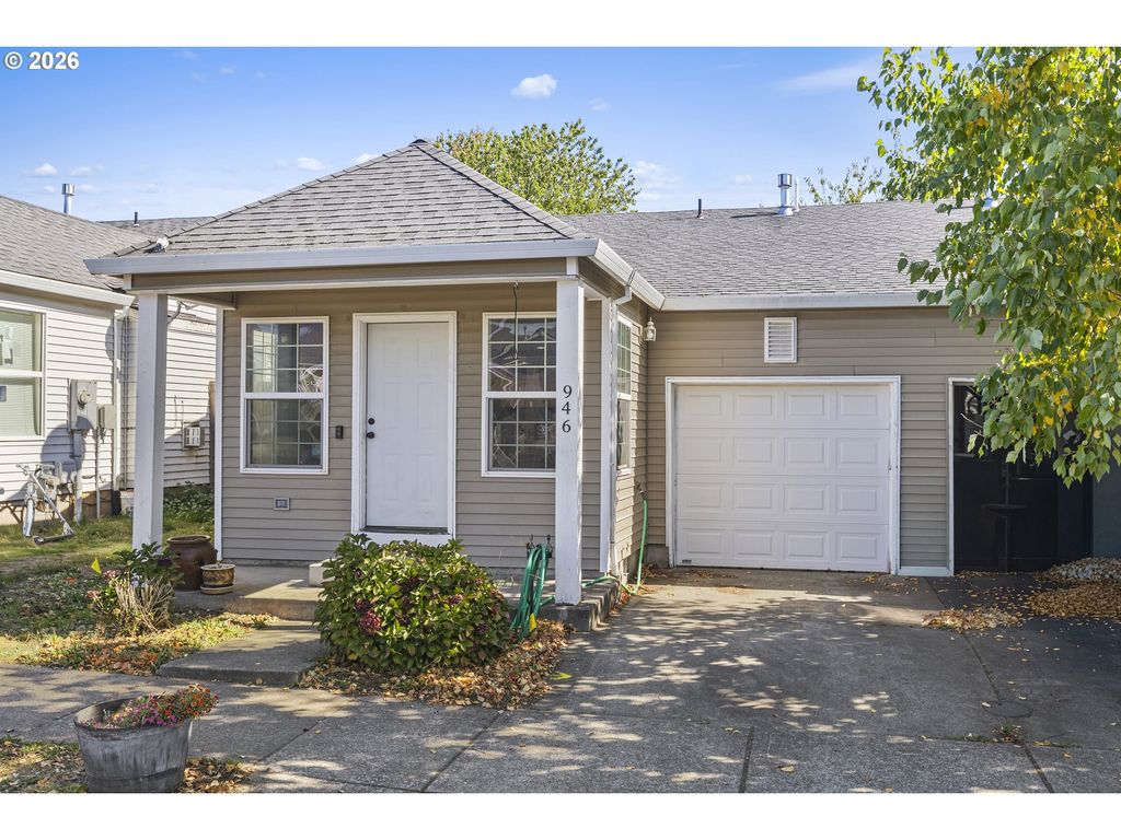 946 Sw JUNCTION Pl, Gresham, OR 97080