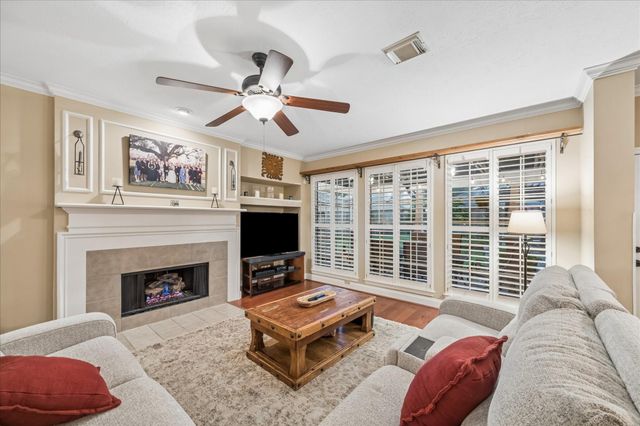 3226 Pleasant Cove Court, Houston, TX 77059