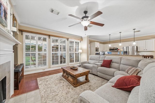 3226 Pleasant Cove Court, Houston, TX 77059