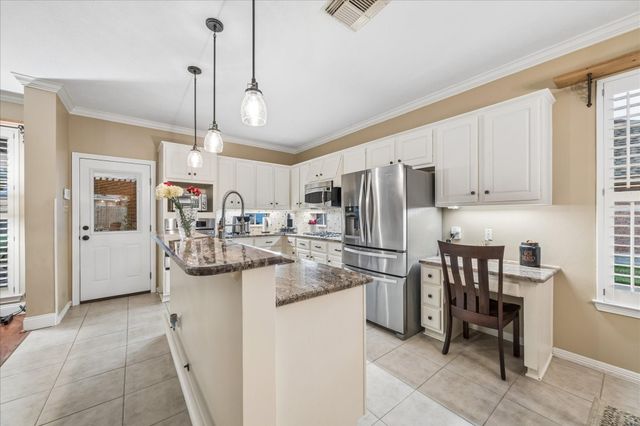 3226 Pleasant Cove Court, Houston, TX 77059