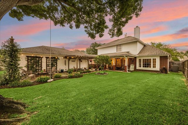 3226 Pleasant Cove Court, Houston, TX 77059