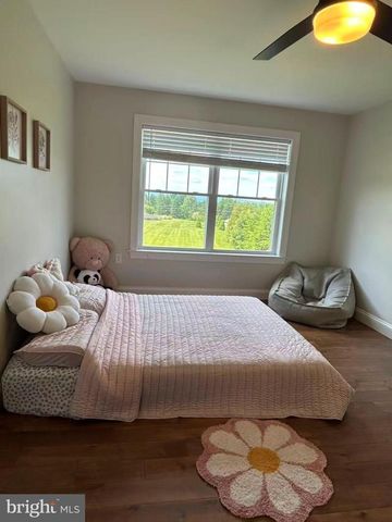 210 WINDSOR WAY, Lewisburg, PA 17837