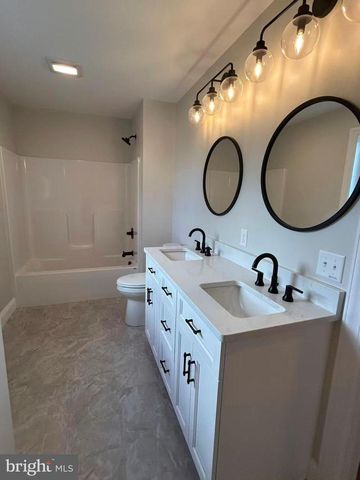 210 WINDSOR WAY, Lewisburg, PA 17837