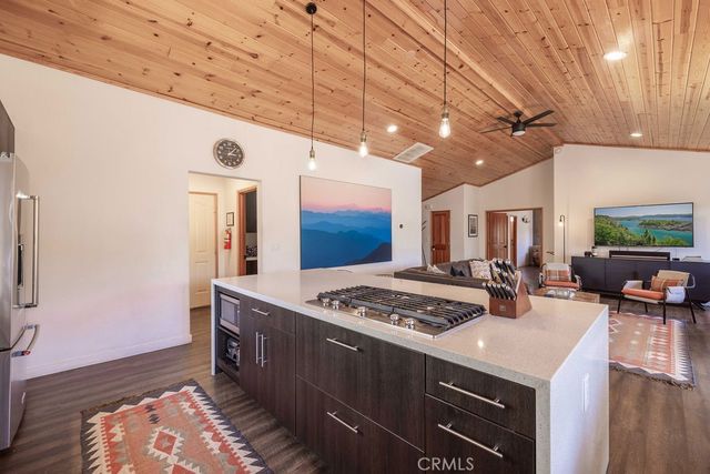 43855 Wolf, Big Bear Lake, CA 92315