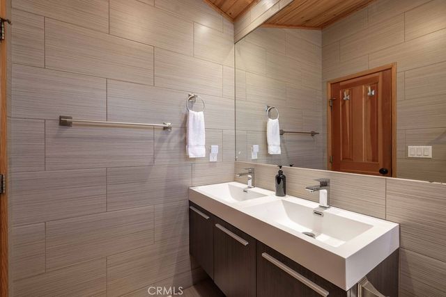 43855 Wolf, Big Bear Lake, CA 92315