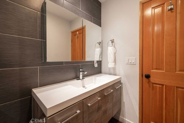 43855 Wolf, Big Bear Lake, CA 92315