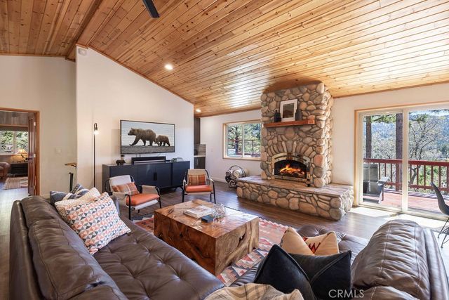 43855 Wolf, Big Bear Lake, CA 92315