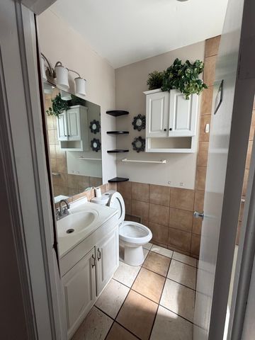 6551 W 63rd Street, Chicago, IL 60638