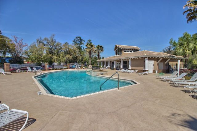 1924 Honolulu Lane, Tallahassee, FL 32304