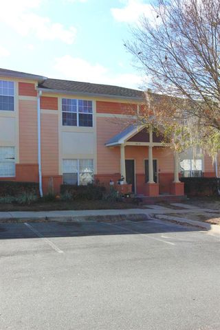 1924 Honolulu Lane, Tallahassee, FL 32304