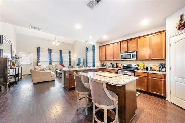 129 Eagle Owl LOOP, Leander, TX 78641