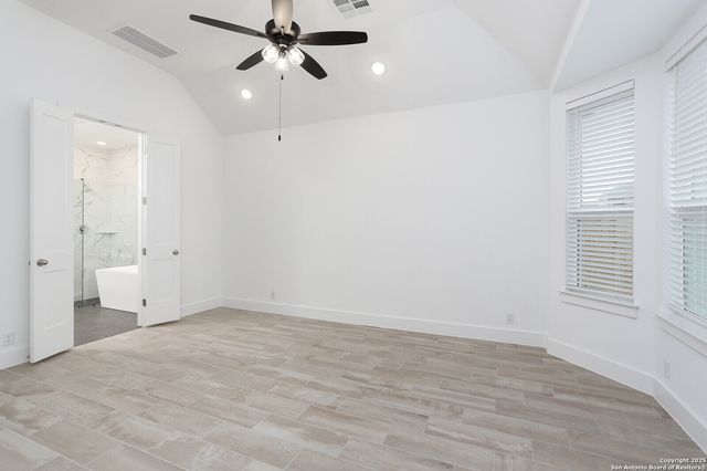 1059 Lime Gruene, New Braunfels, TX 78130