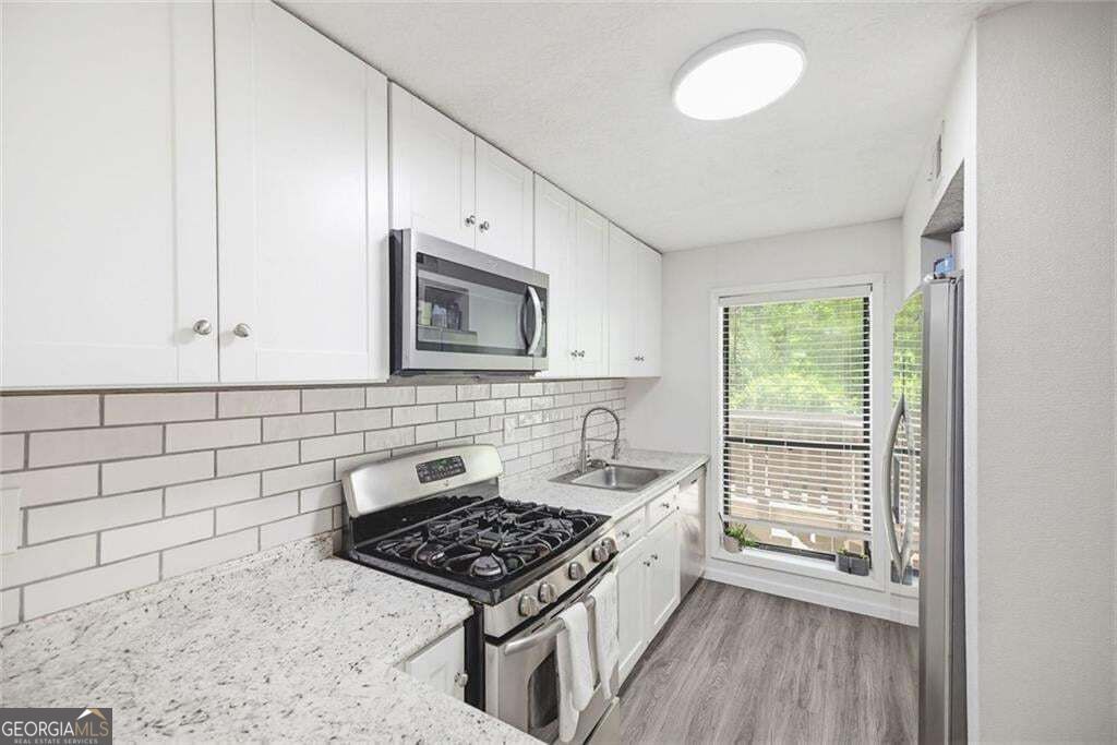 703 Woodcliff Drive, Sandy Springs, GA 30350 — photo 3