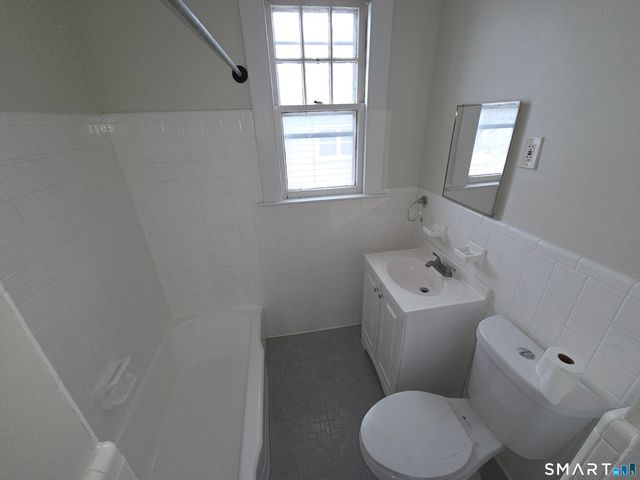 174 Gorham Avenue, Hamden, CT 06514