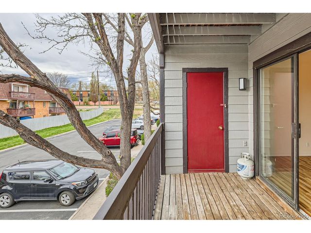 6388 Oak Ct 203, Arvada, CO 80004