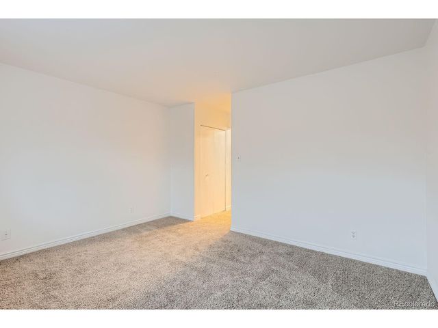 6388 Oak Ct 203, Arvada, CO 80004