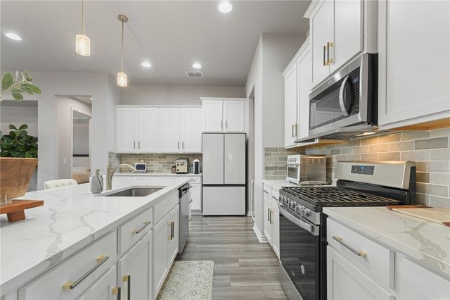 7826 Hulk Dr, Corpus Christi, TX 78414