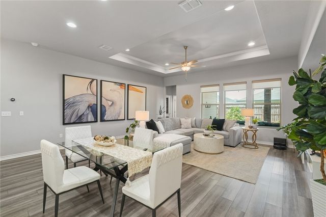 7826 Hulk Dr, Corpus Christi, TX 78414