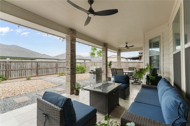 7826 Hulk Dr, Corpus Christi, TX 78414