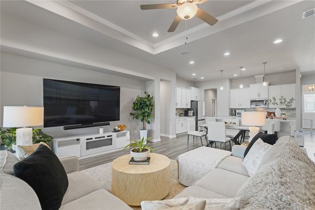 7826 Hulk Dr, Corpus Christi, TX 78414