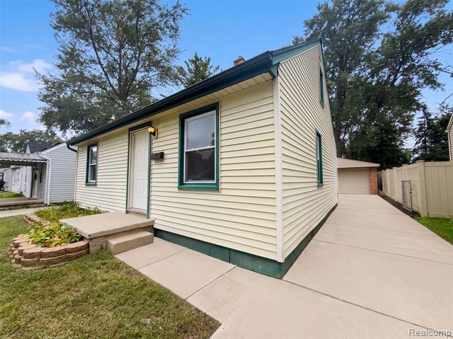 24346 Lehigh Street, Dearborn Heights, MI 48125