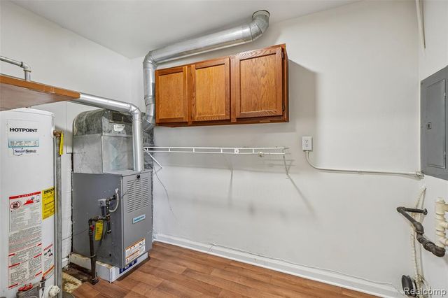24346 Lehigh Street, Dearborn Heights, MI 48125