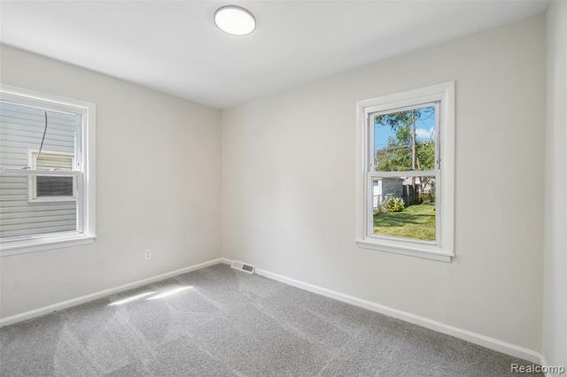 24346 Lehigh Street, Dearborn Heights, MI 48125