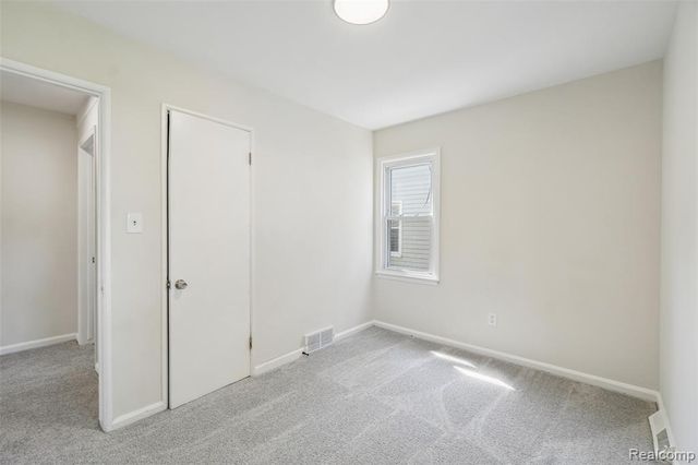 24346 Lehigh Street, Dearborn Heights, MI 48125