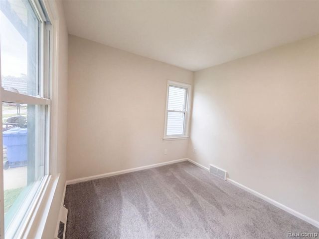 24346 Lehigh Street, Dearborn Heights, MI 48125