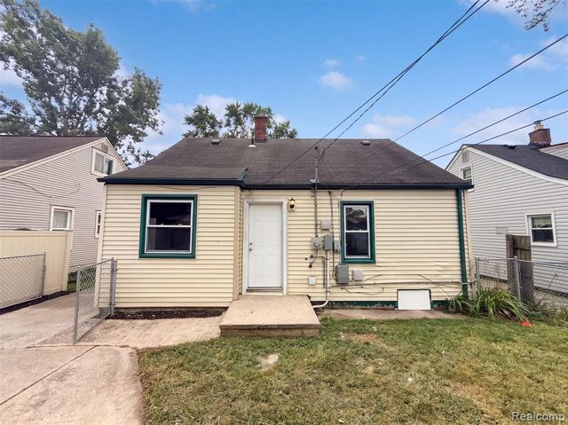 24346 Lehigh Street, Dearborn Heights, MI 48125