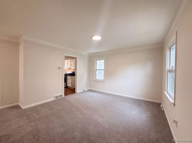 24346 Lehigh Street, Dearborn Heights, MI 48125