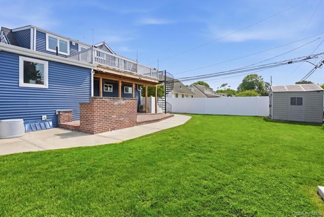 2151 Stewart Avenue, Westbury, NY 11590