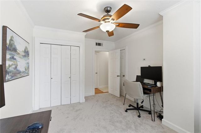 229 Ward Parkway 603B, Kansas City, MO 64112