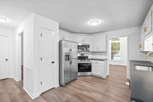 3403 Minor Dr, Clarksville, TN 37042