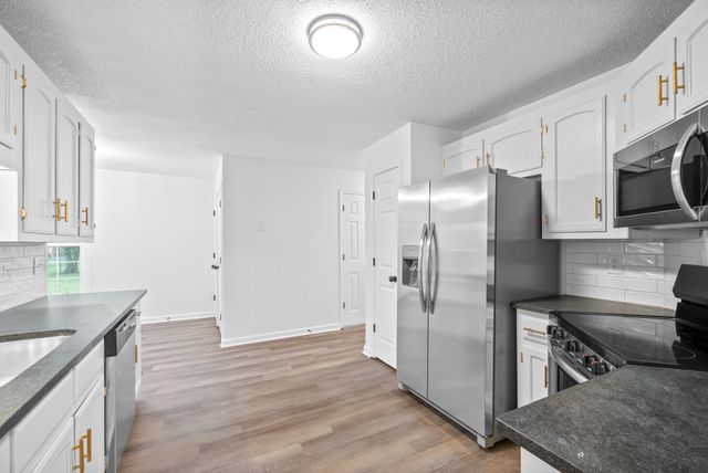 3403 Minor Dr, Clarksville, TN 37042