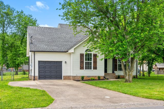 3403 Minor Dr, Clarksville, TN 37042