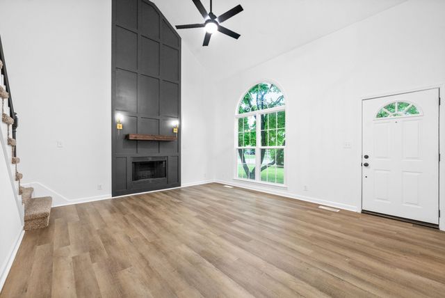 3403 Minor Dr, Clarksville, TN 37042
