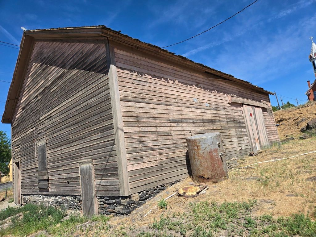 103 N B St, Sprague, WA 99032 photo 4