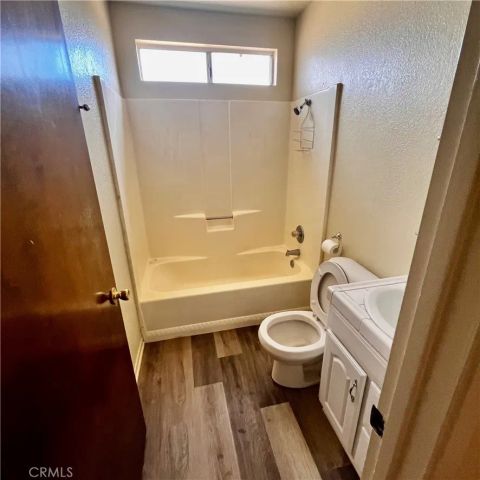 15590 Erie Road, Apple Valley, CA 92307
