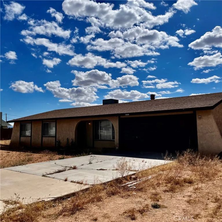 15590 Erie Road, Apple Valley, CA 92307